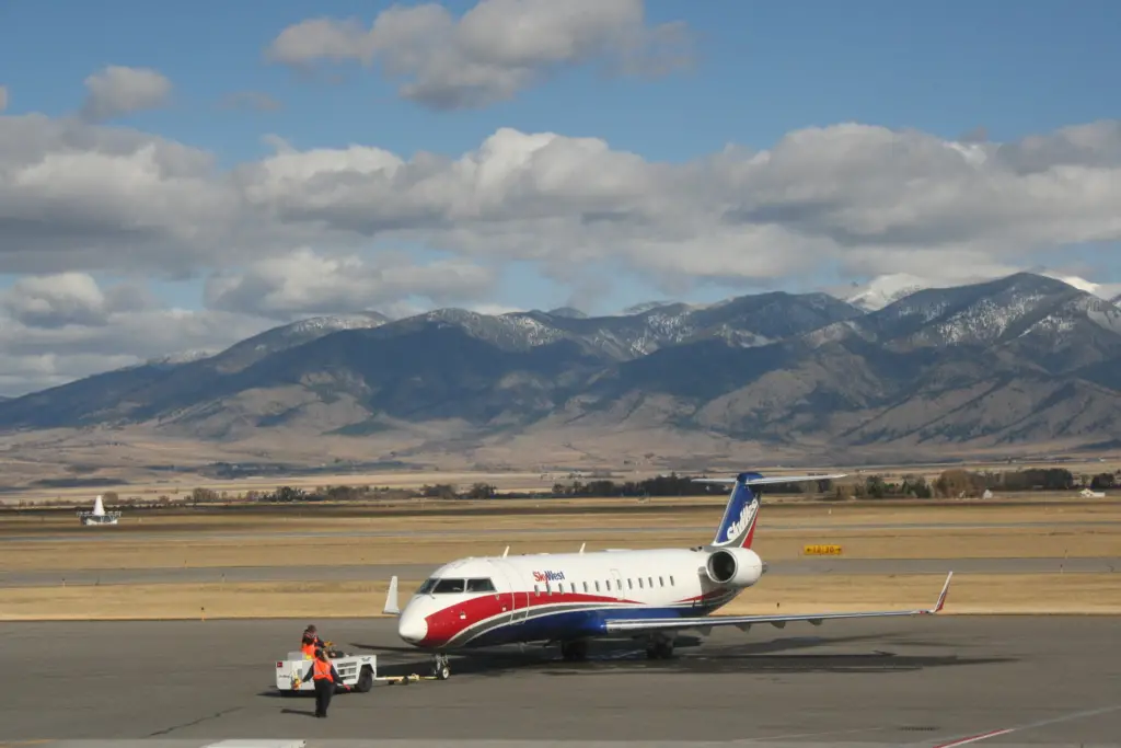 second biggest airport in Montana